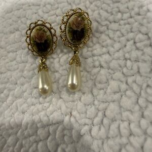 Flower Earrings Faux Pearls Gold Plated Oval Bride Bridesmaid Gift for Wedding